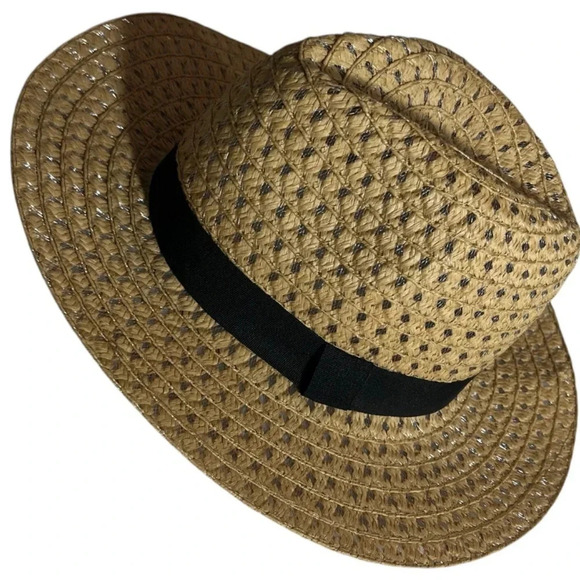 Straw Hat - Picture 1 of 8